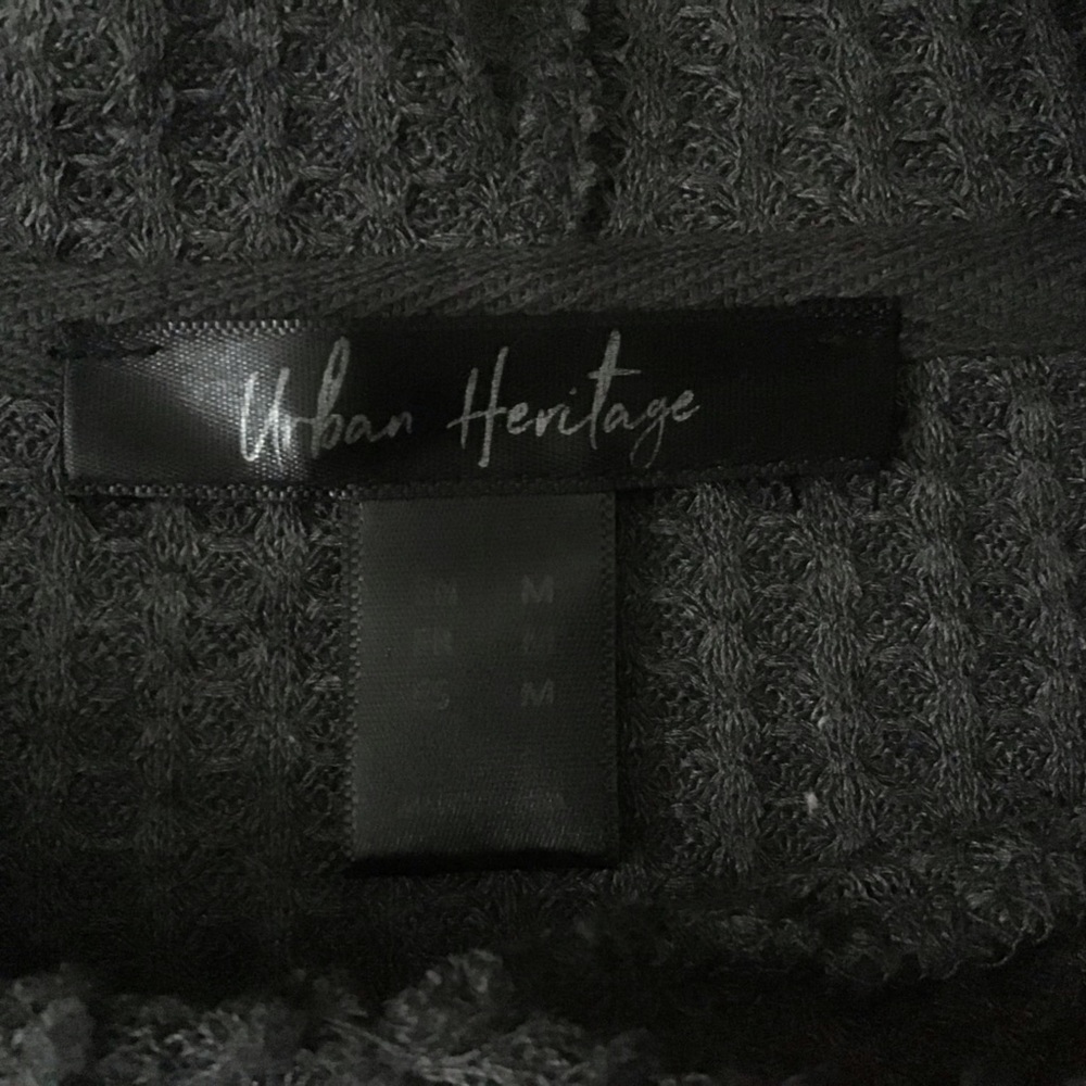 Urban Heritage Gray Hooded Sweater - Picture 4 of 5